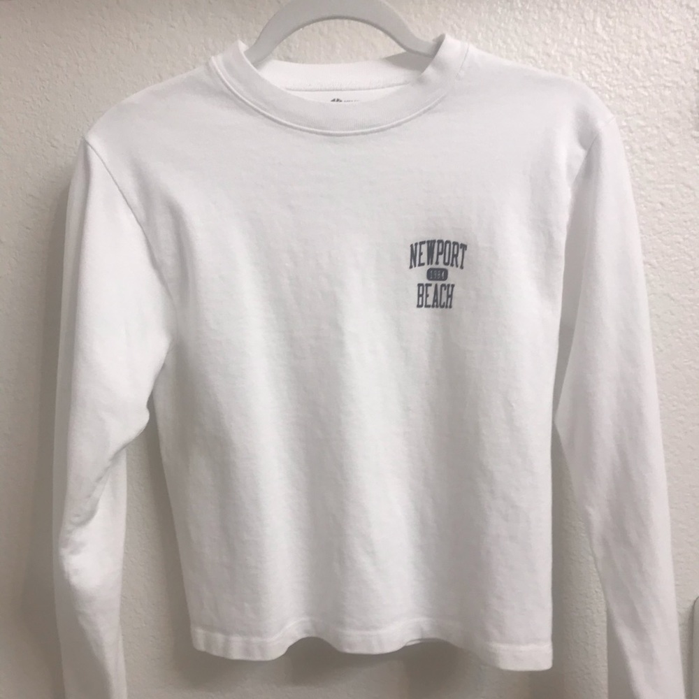 BRANDY MELVILLE NEWPORT LONGSLEEVE